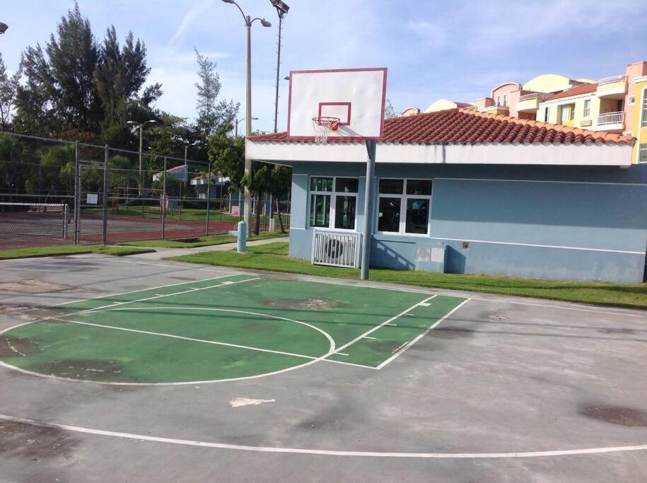 Villas Del Mar Beach Resort Loiza Εξωτερικό φωτογραφία
